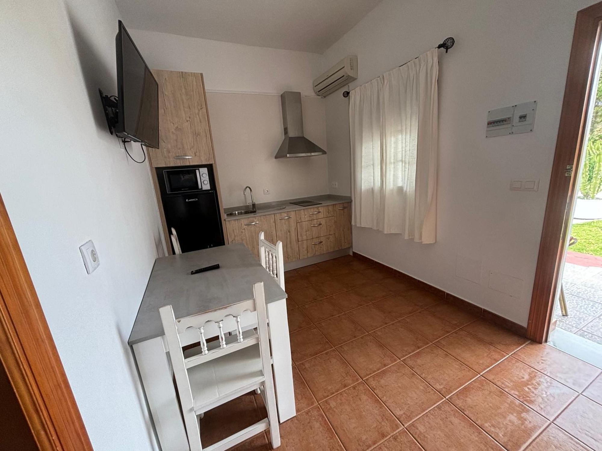 El Levante Tarifa Luaran gambar