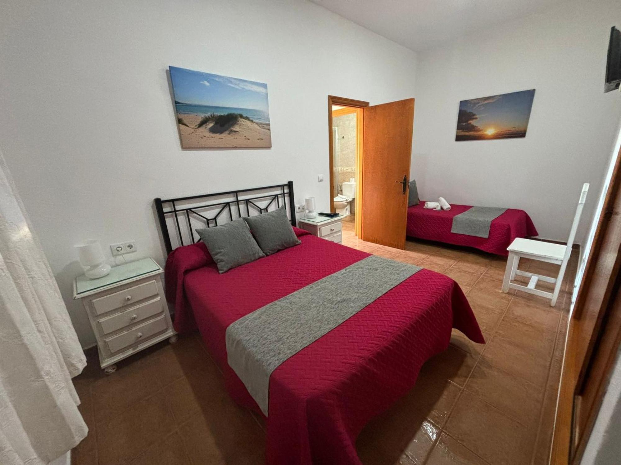 El Levante Tarifa Luaran gambar