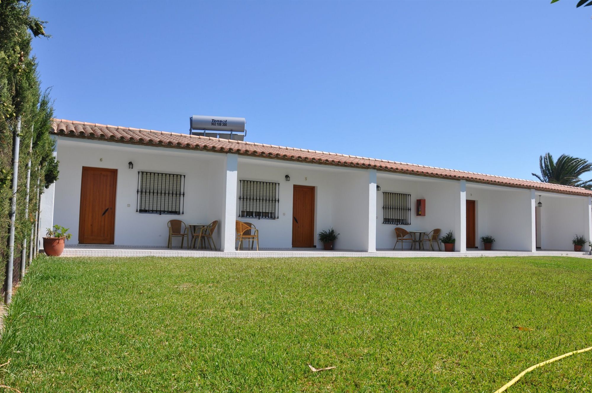 El Levante Tarifa Luaran gambar